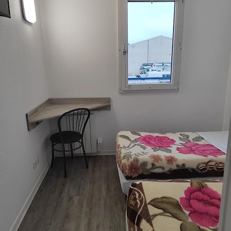 Alpha Hotel Bouafle Экстерьер фото